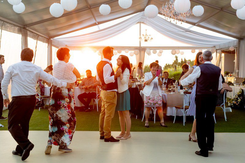 419_molnarstudio_sos_800x533